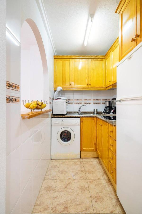 Apartamento Compartido - Solo El Dormitorio Es Privado Torrevieja Buitenkant foto